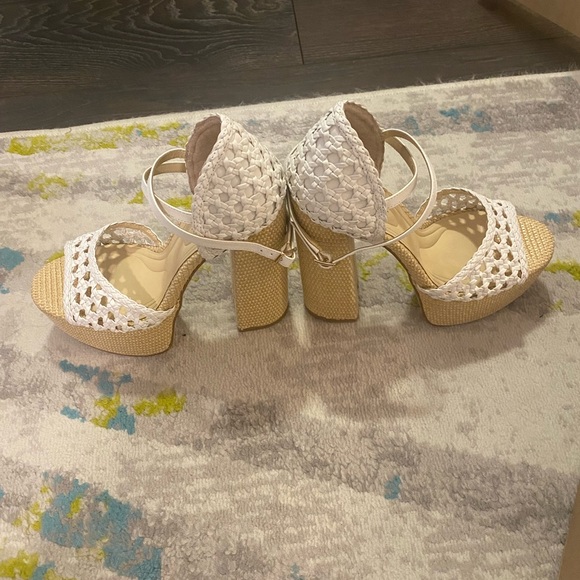 Jessica Simpson pumps - Picture 2 of 6